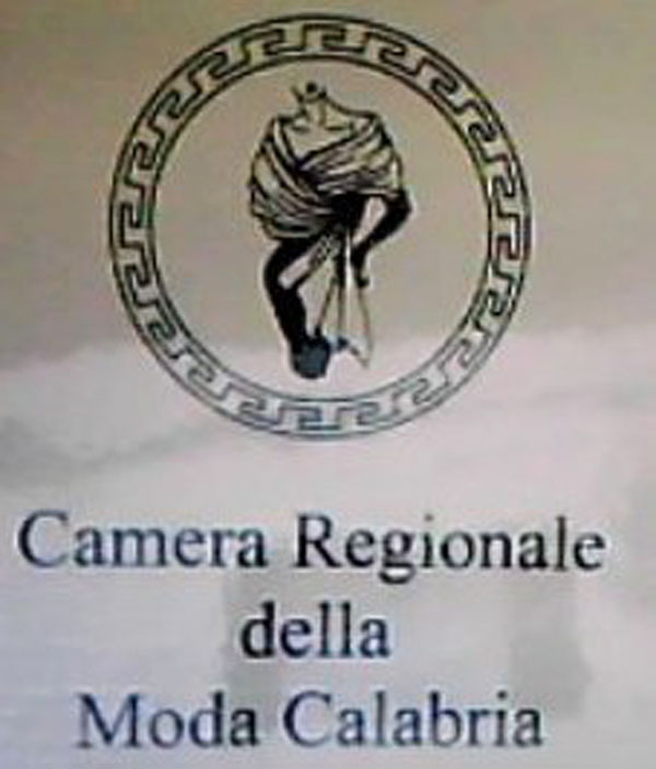 Premio: Onorificenza di MAESTRO d ARTE conferito a Oronzo De Matteis dalla Camera Regionale della Moda Calabria per la sezione Calzature Donna