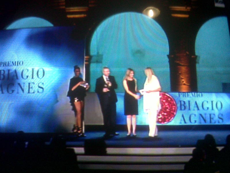 RAI 1 PREMIO BIAGIO AGNES 2012 DA CAPRI con le calzature OROORO di Oronzo De Matteis