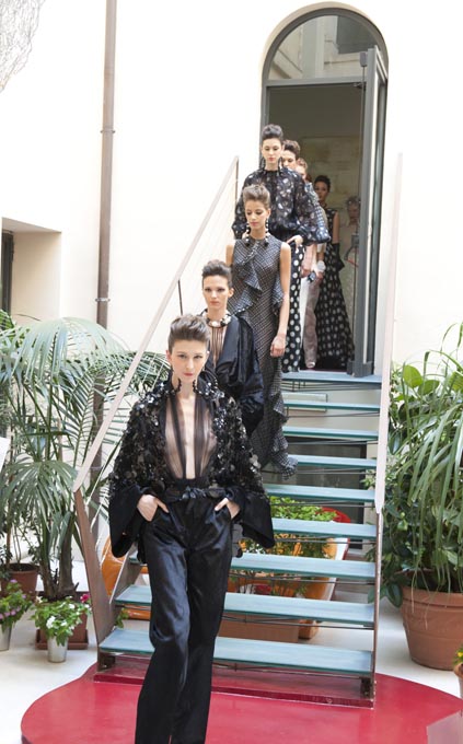 L Alta Moda di Nino Lettieri fa rivivere in Via Margutta il mito di Audrey Hepburn