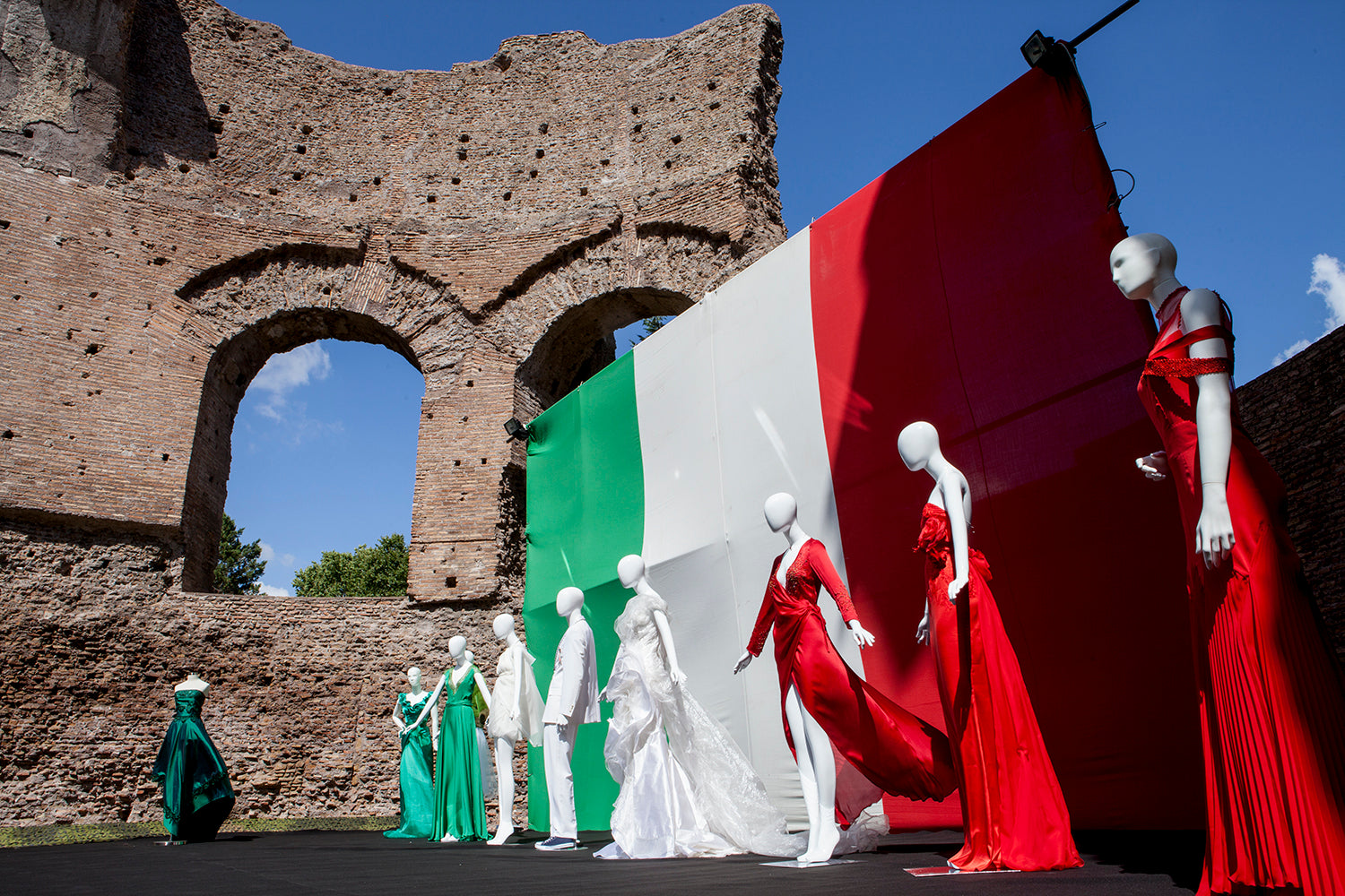 OroOro® Tributo Tricolore — Il Made in Italy ad AltaRoma