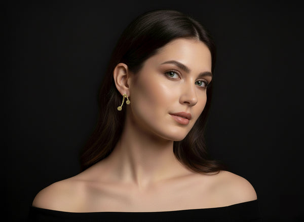 Orecchini Aurelia con Pendente a Y con sfere terminali decorate di brillanti swarovski