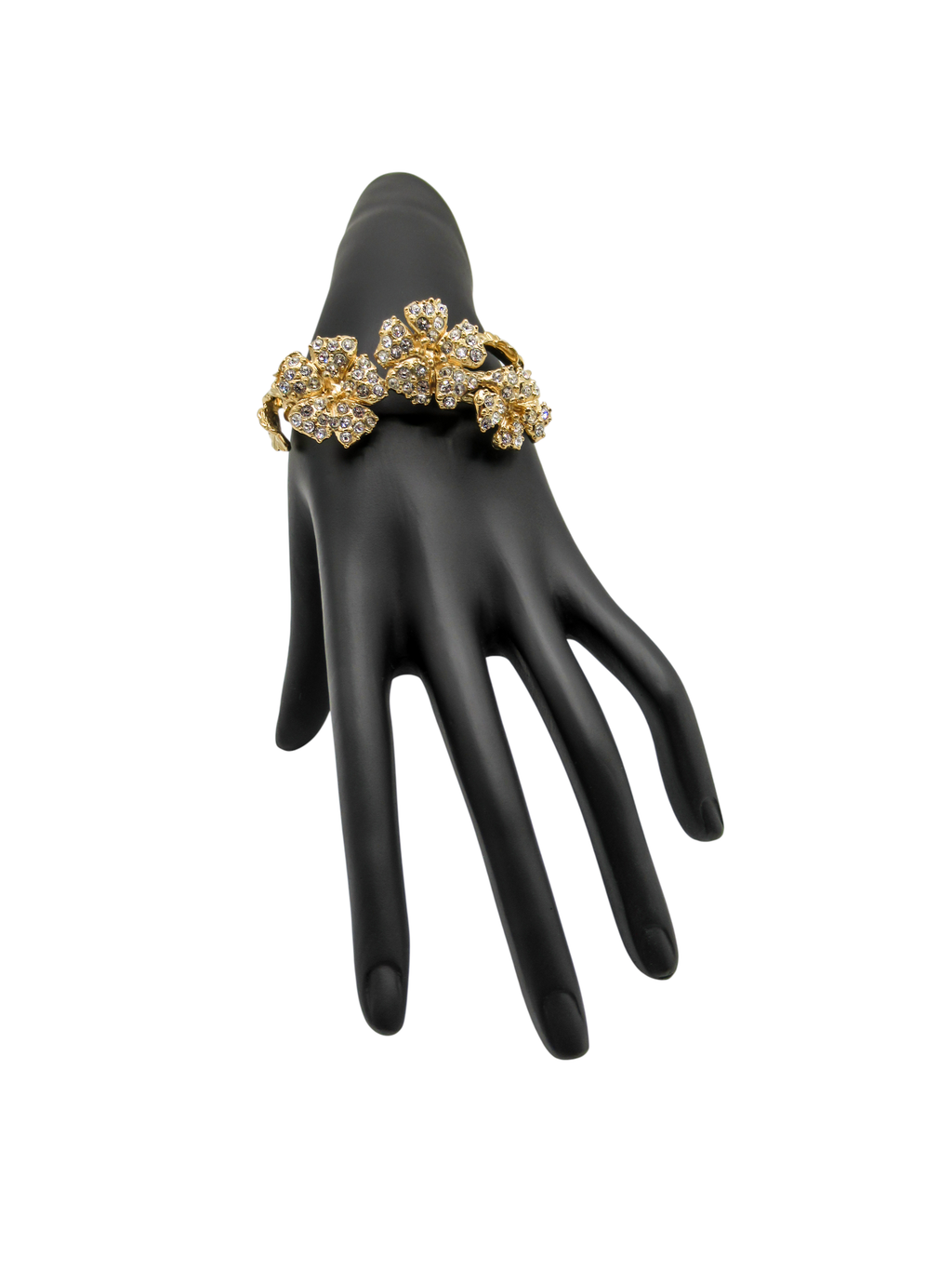 Bracciale Luce con pendente a fiore "Luminoso e delicatissimo" impreziosito da luminose e lucenti pietre swarovski.