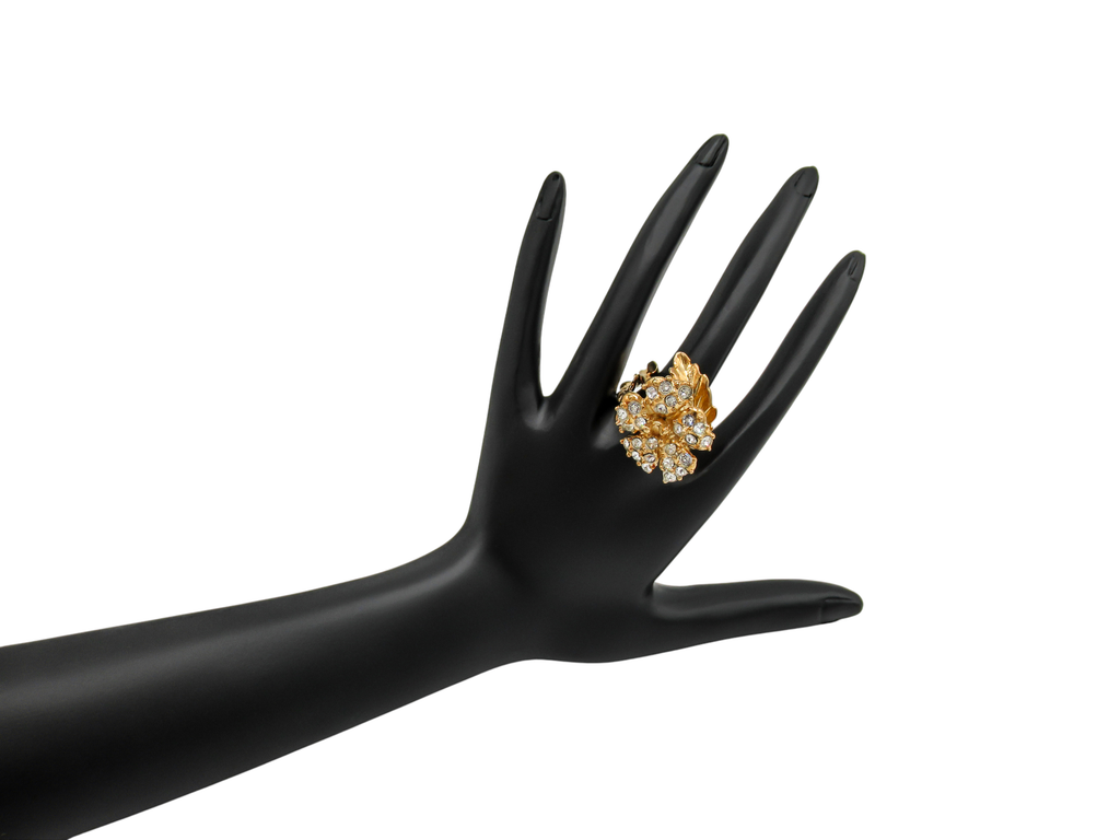 Anello Luce con pendente a fiore "Luminoso e delicatissimo" impreziosito da luminose e lucenti pietre swarovski.
