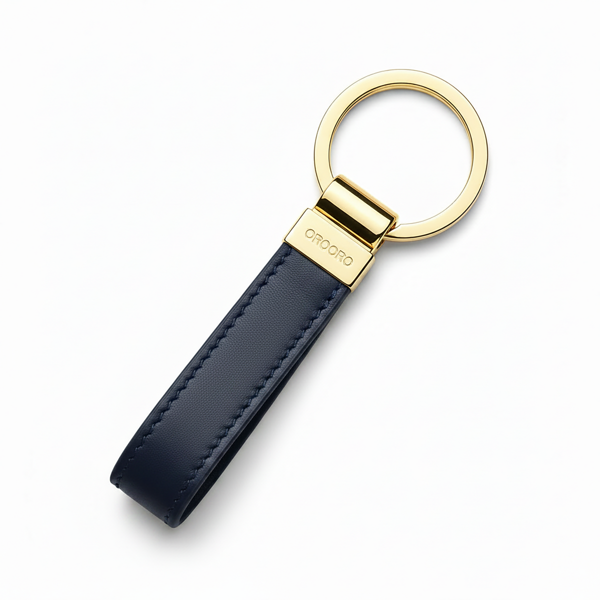 Portachiavi Classico OROORO® in pelle nappa Deep con anello e placchetta gold, foto prodotto su sfondo bianco